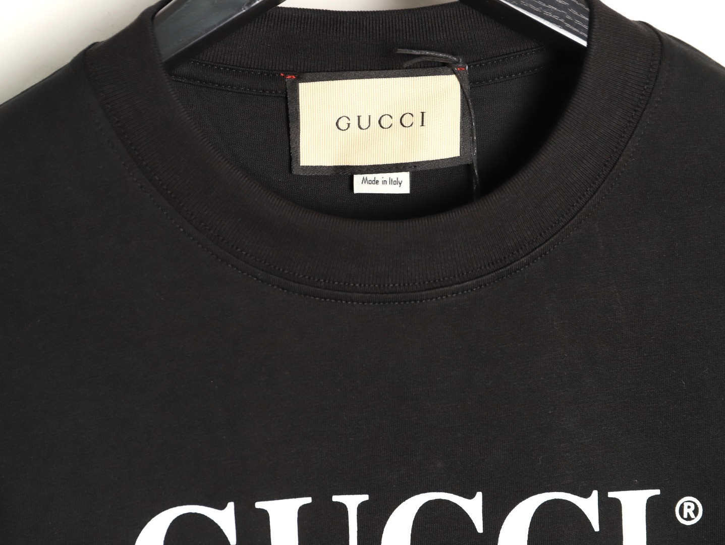 Gucci Long-sleeved T-shirt