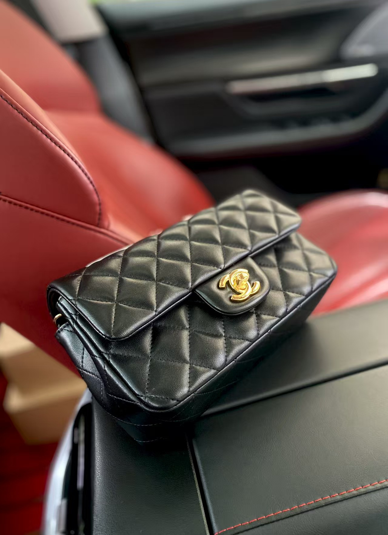 Chanel Mini Flap Bag 12x20x6cm