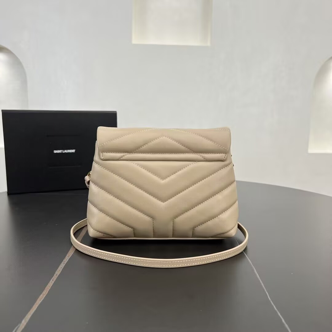 YSL TOY LOULOU IN QUILTED LEATHER 7.9 X 5.5 X 3 INCHES