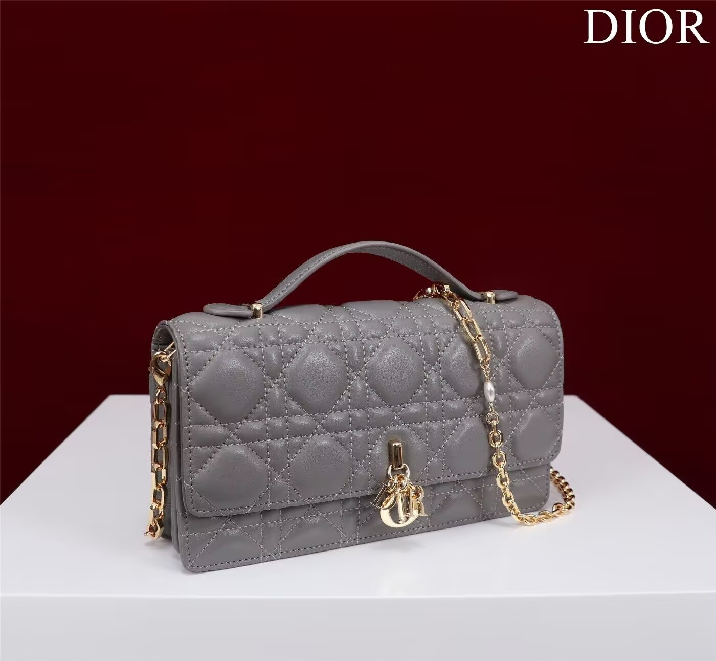 MISS DIOR MINI HANDBAG 21x11.5x4.5cm