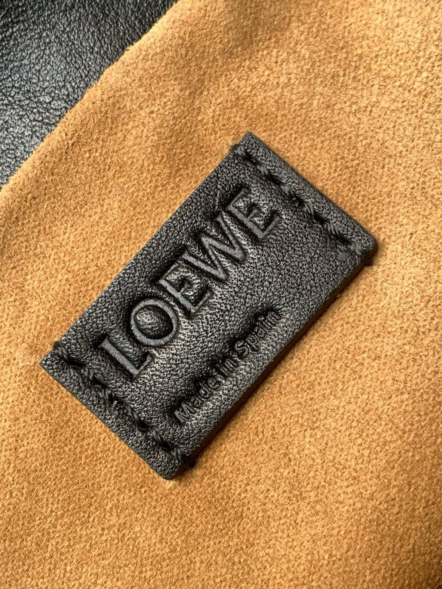 LOEWE Flamenco Purse 30X24.5X10.5cm