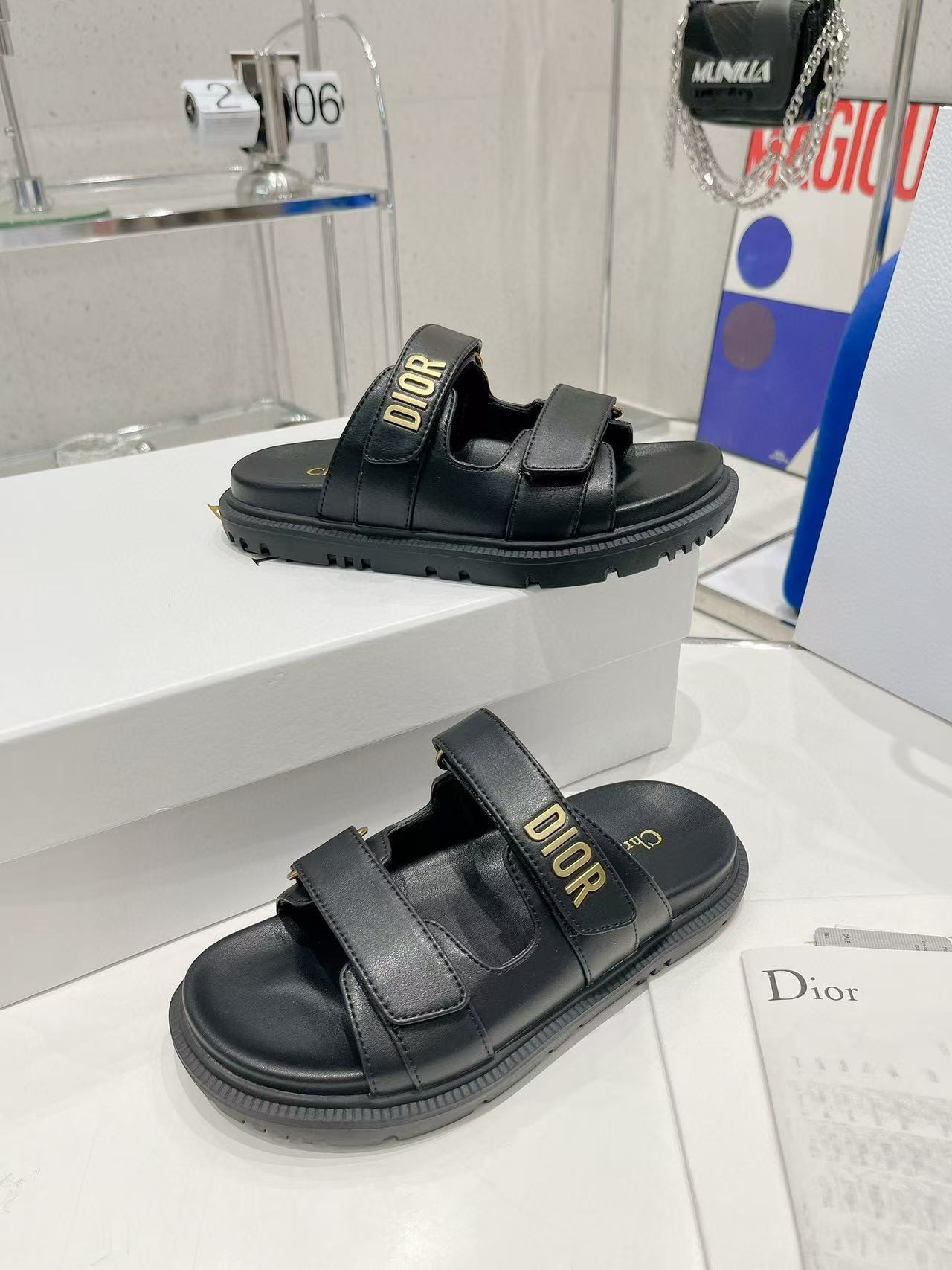 UA DIOR DIORACT SANDAL
