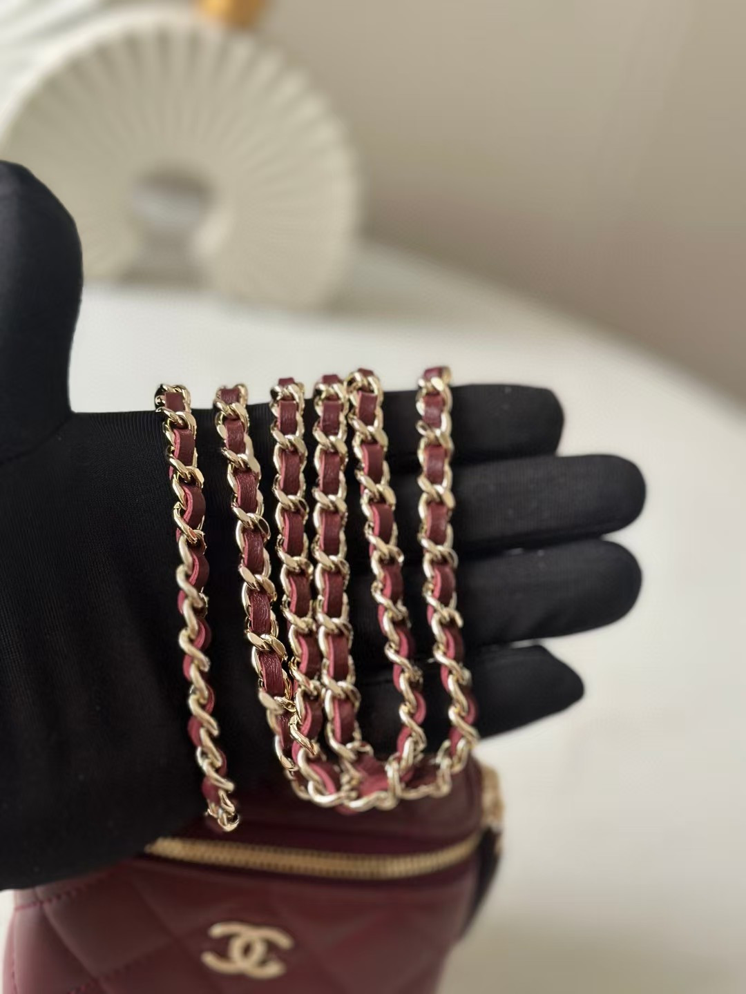 Chanel Classic Top Handle Vanity Case with Chain 10x7x9cm