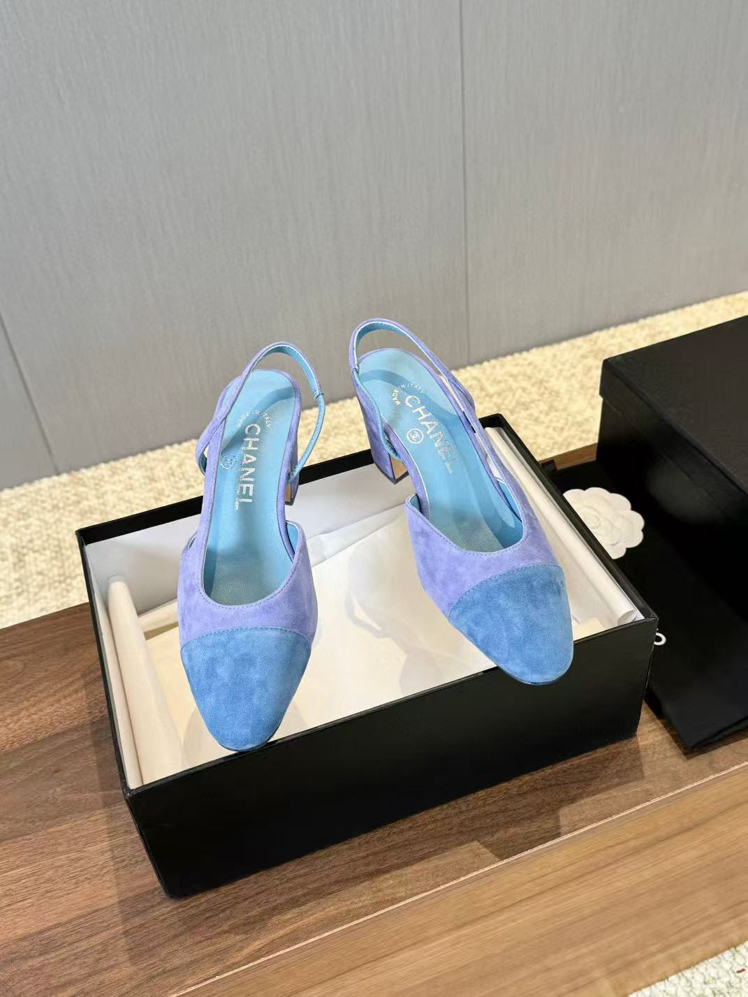 UA CHANEL SLINGBACKS