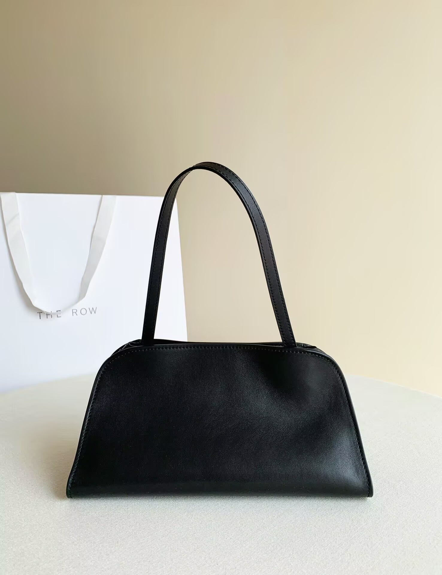 The Row Peggy Clutch in Leather 28x13x14cm