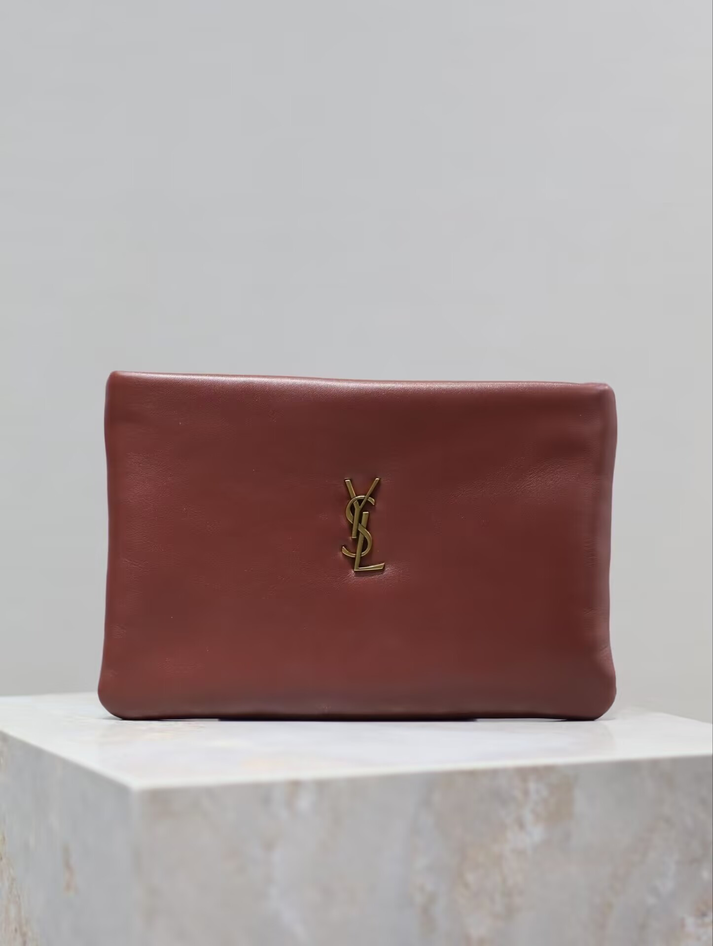 YSL CALYPSO small pouch in lambskin 23x16x3cm
