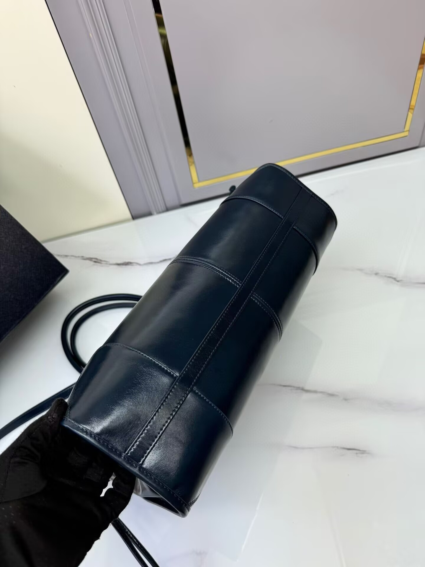 Prada Bonnie large leather handbag in Gray-blue 24x38x12cm