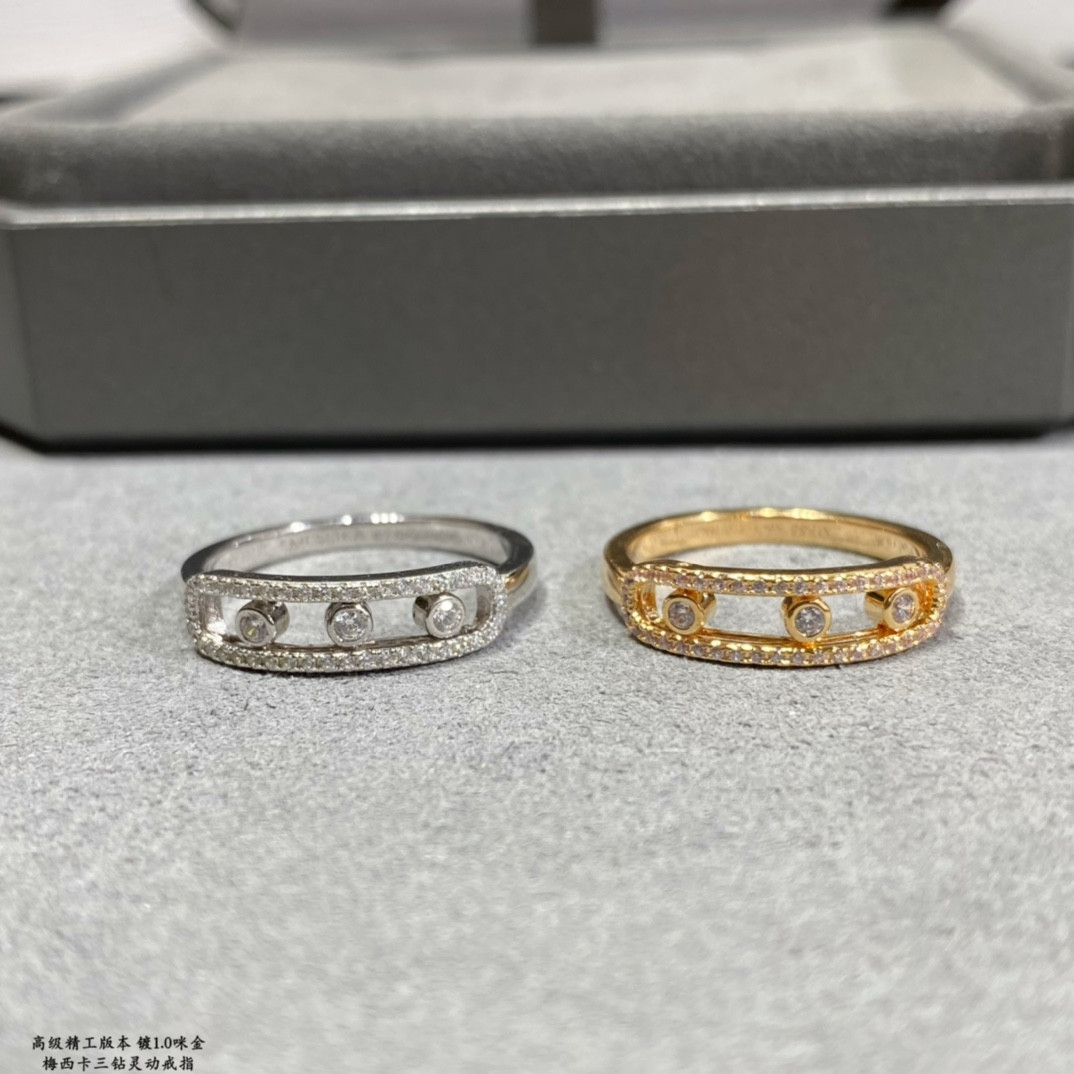 Messika Three Diamond Moving Ring