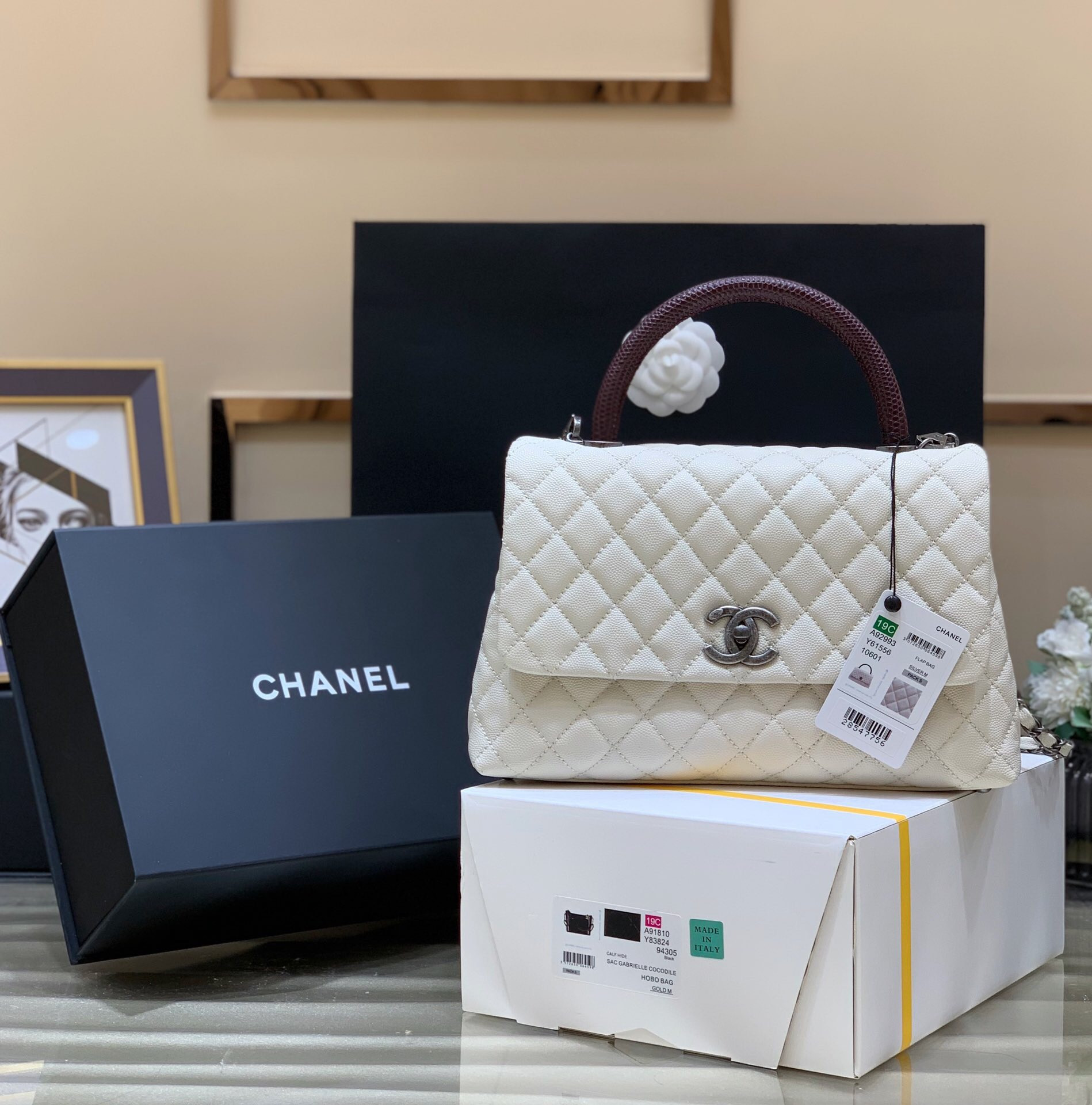 Chanel COCO Handle bag medium 28cm