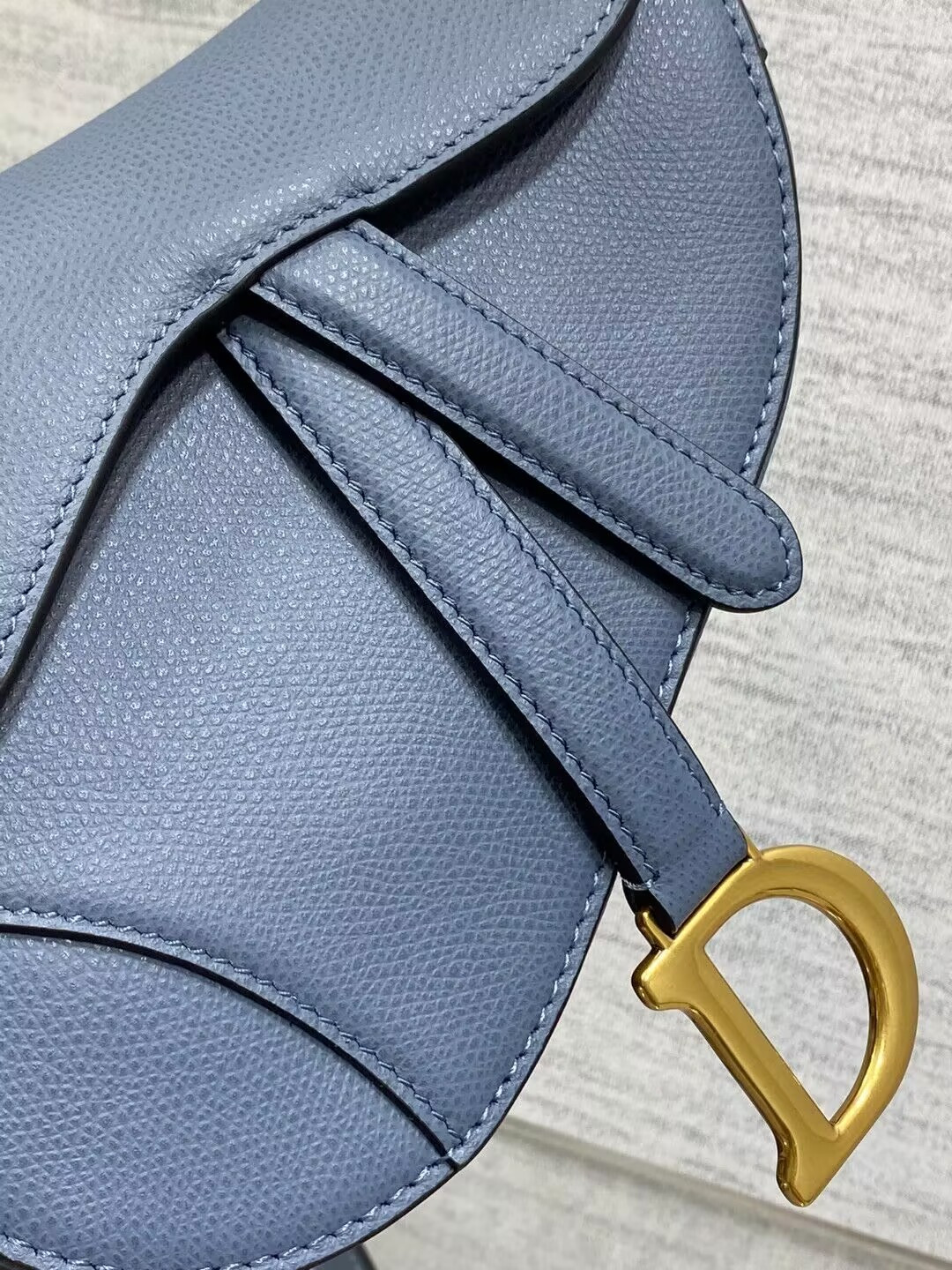 Dior Mini Saddle Bag 17x5x15cm