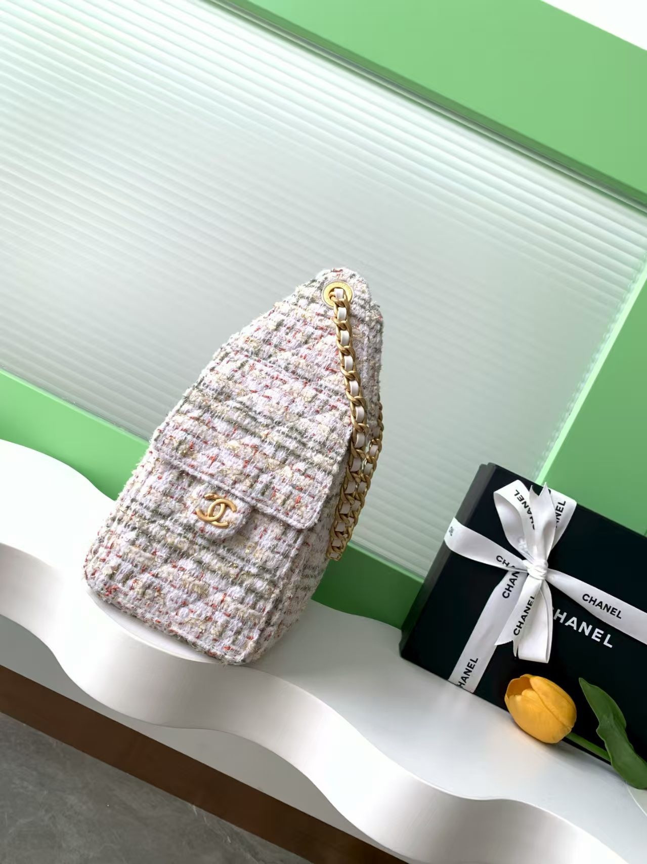 Chanel 25 Bucket Tweed Bag 26x30x14cm