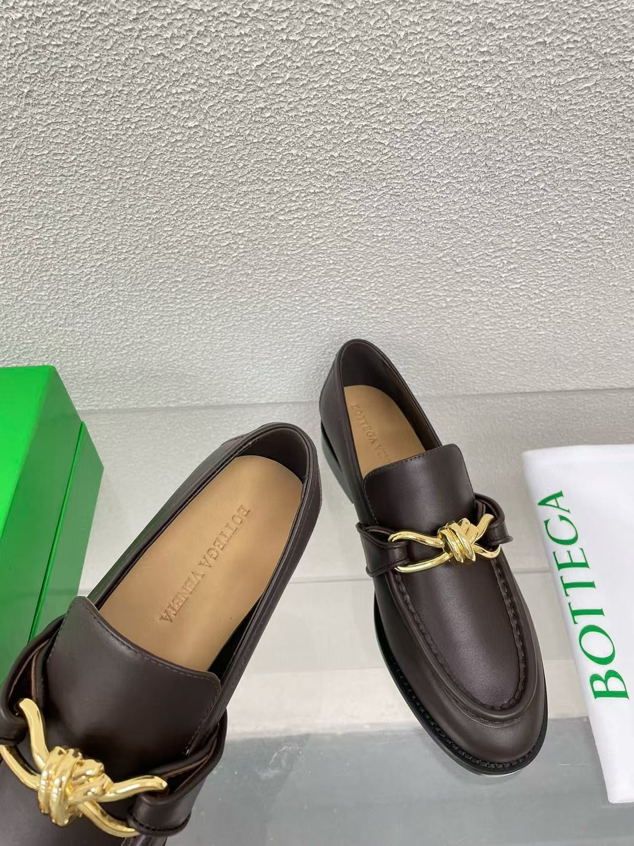 UA Bottega Veneta Loafers Shoes