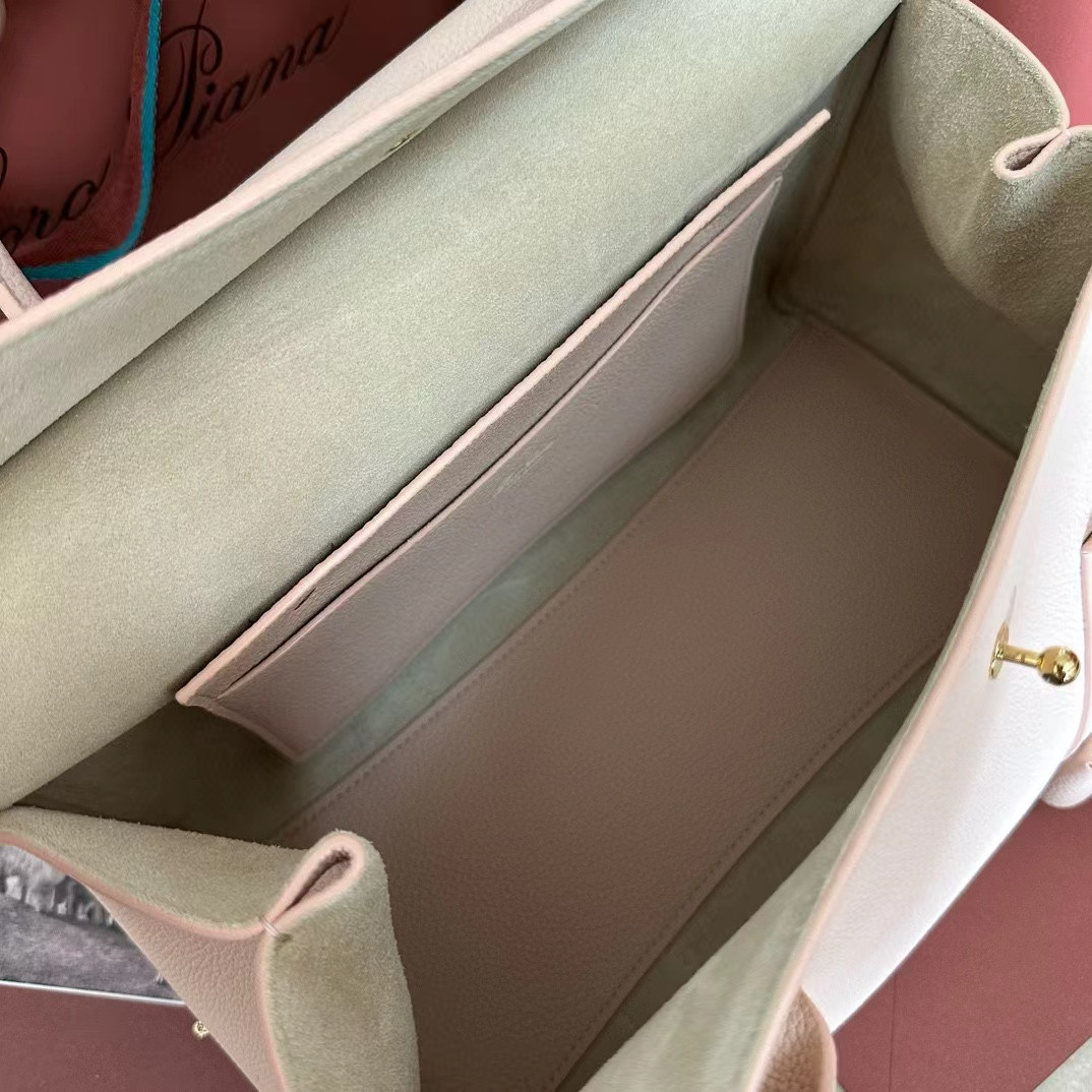 Loro Piana Loom Bag L32 Grained Calfskin 33 x 23 x 18 cm