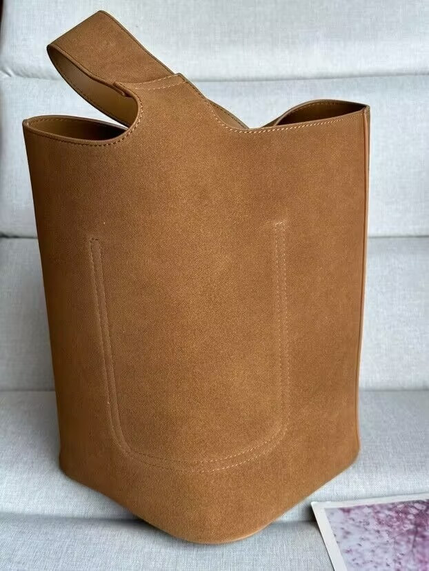 Loewe Large Pebble bucket bag in suede calfskin 33x28x28cm