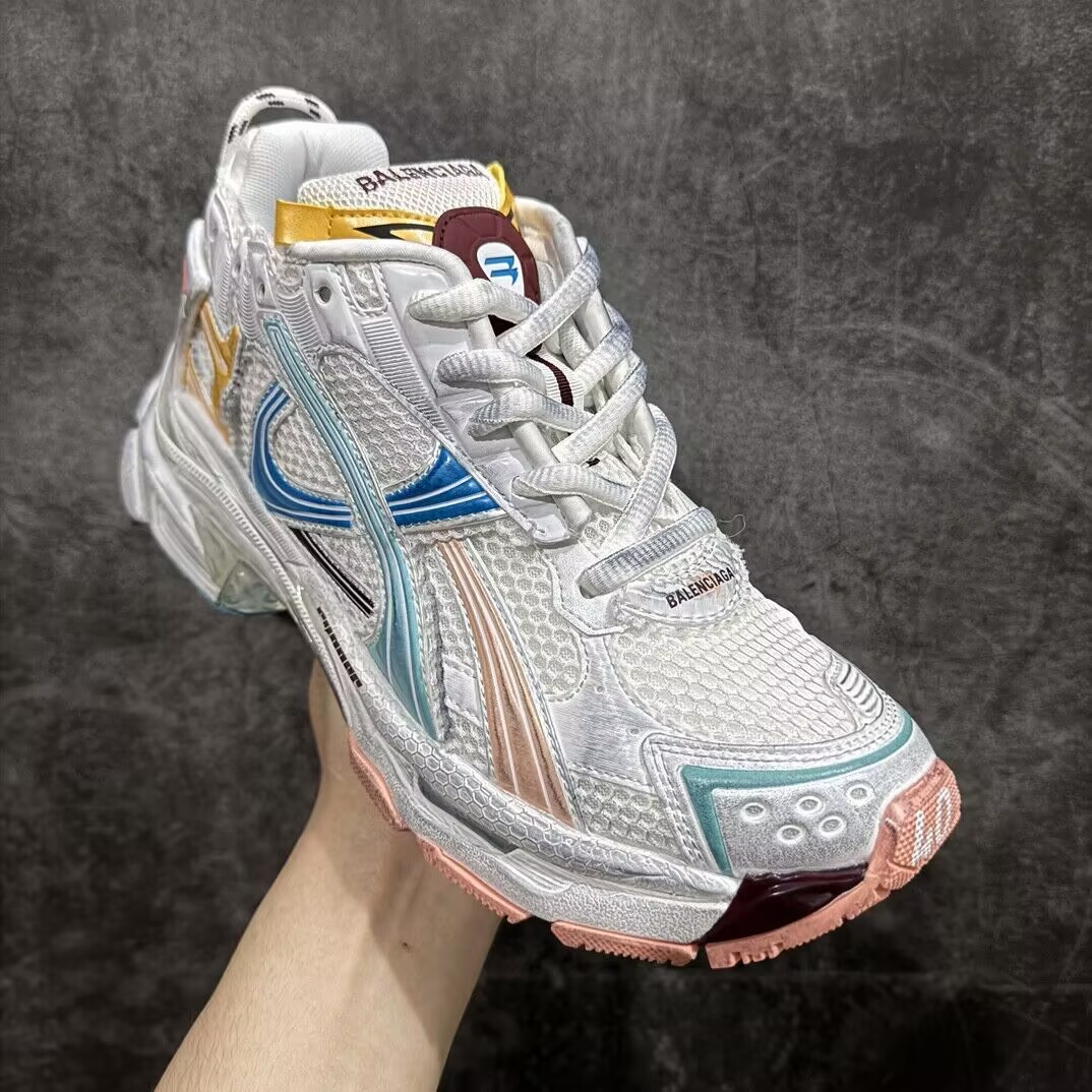 UA Balenciaga Runner Sneaker