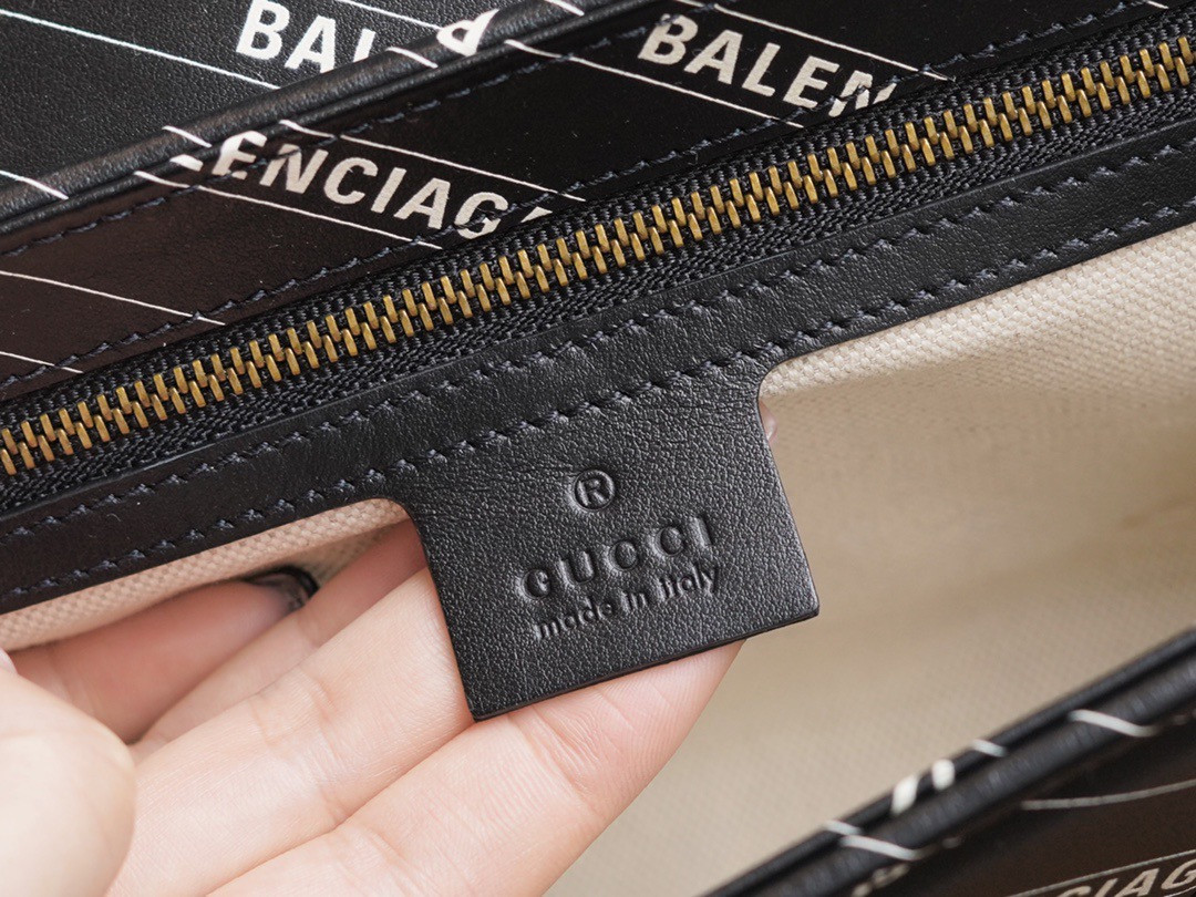 GG MARMONT 26CM GUCCI BALENCIAGA