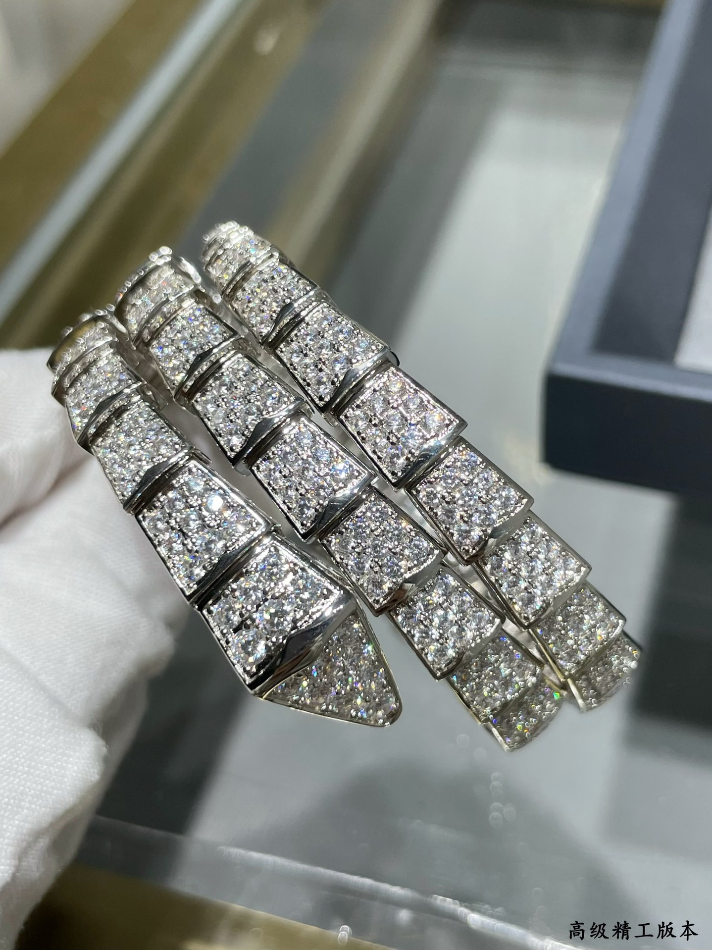 Bvlgari Wide version three circles full diamond snake Bracelet