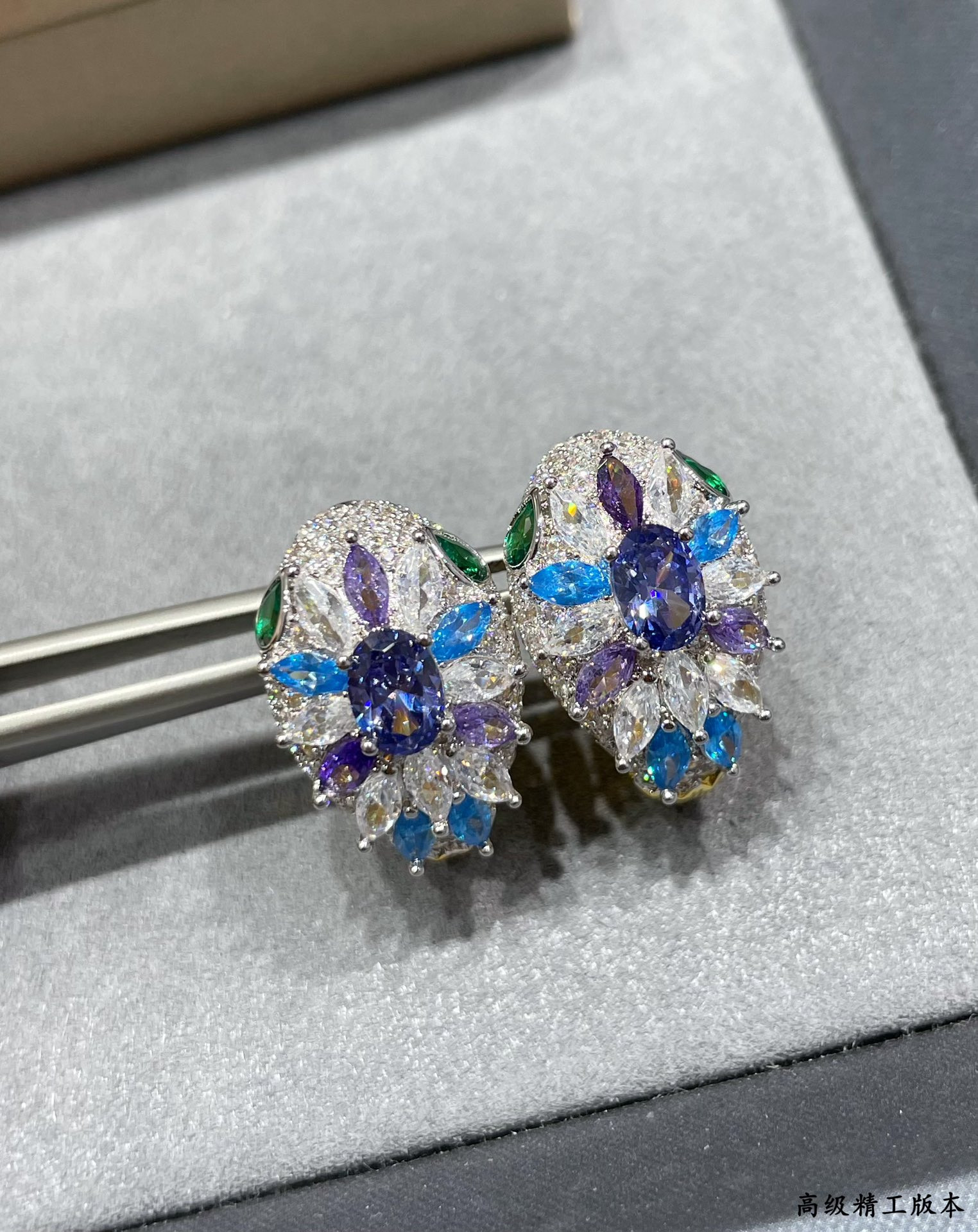 Bvlgari Diamond Princess Snake Earrings