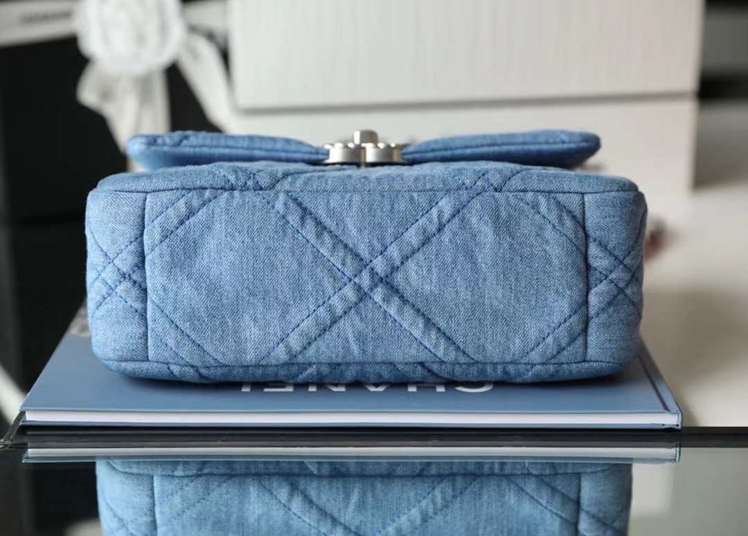 Chanel denim quilted medium 19 bag 30cm