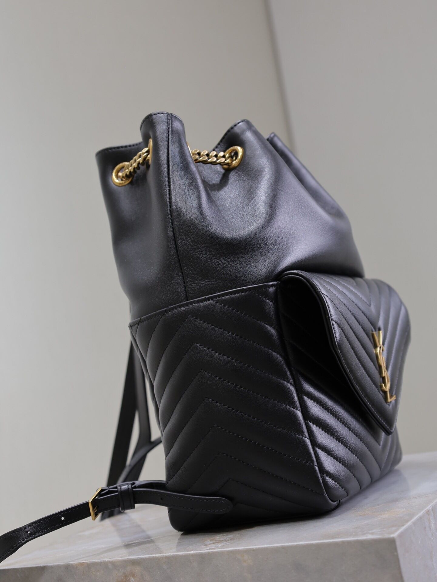 YSL Saint Laurent Joe Drawstring Quilted Backpack 22x29x15cm