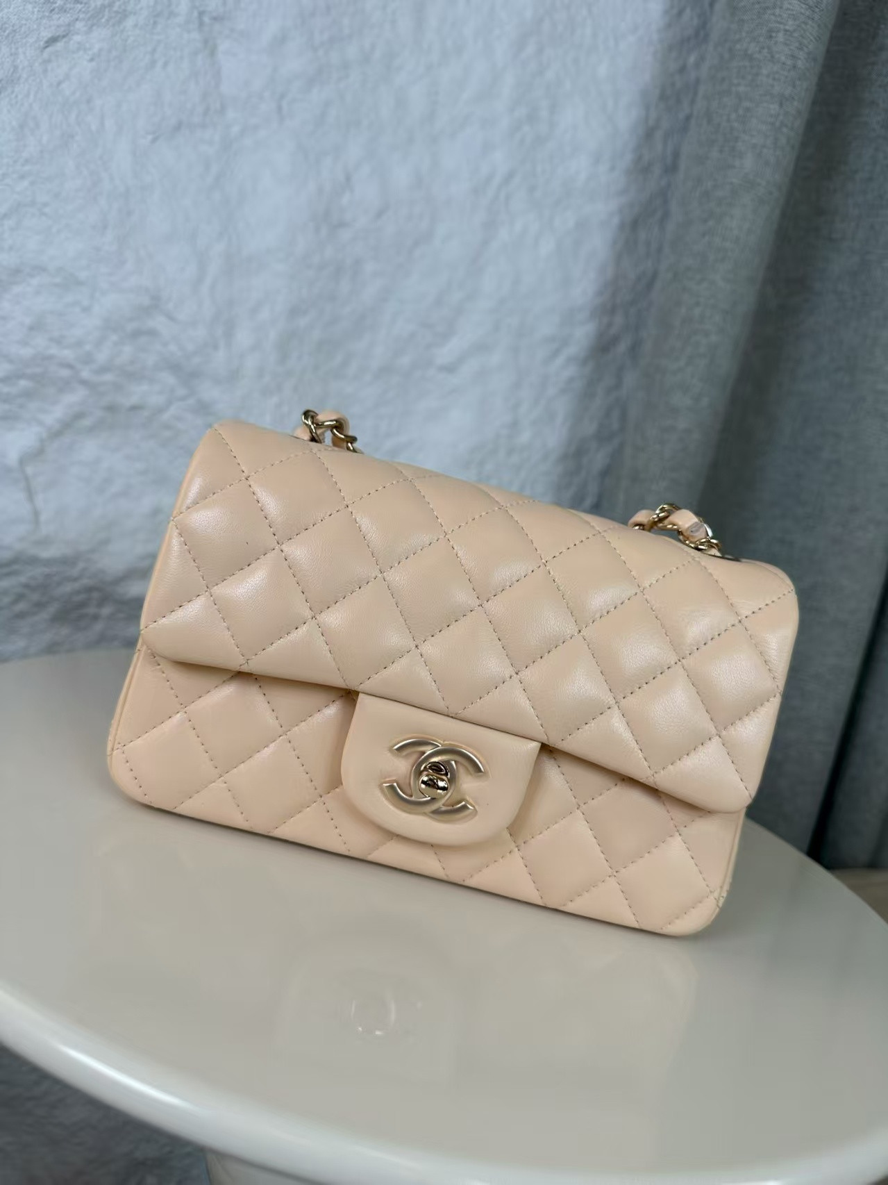 Chanel Mini Flap Bag 20x12x6cm