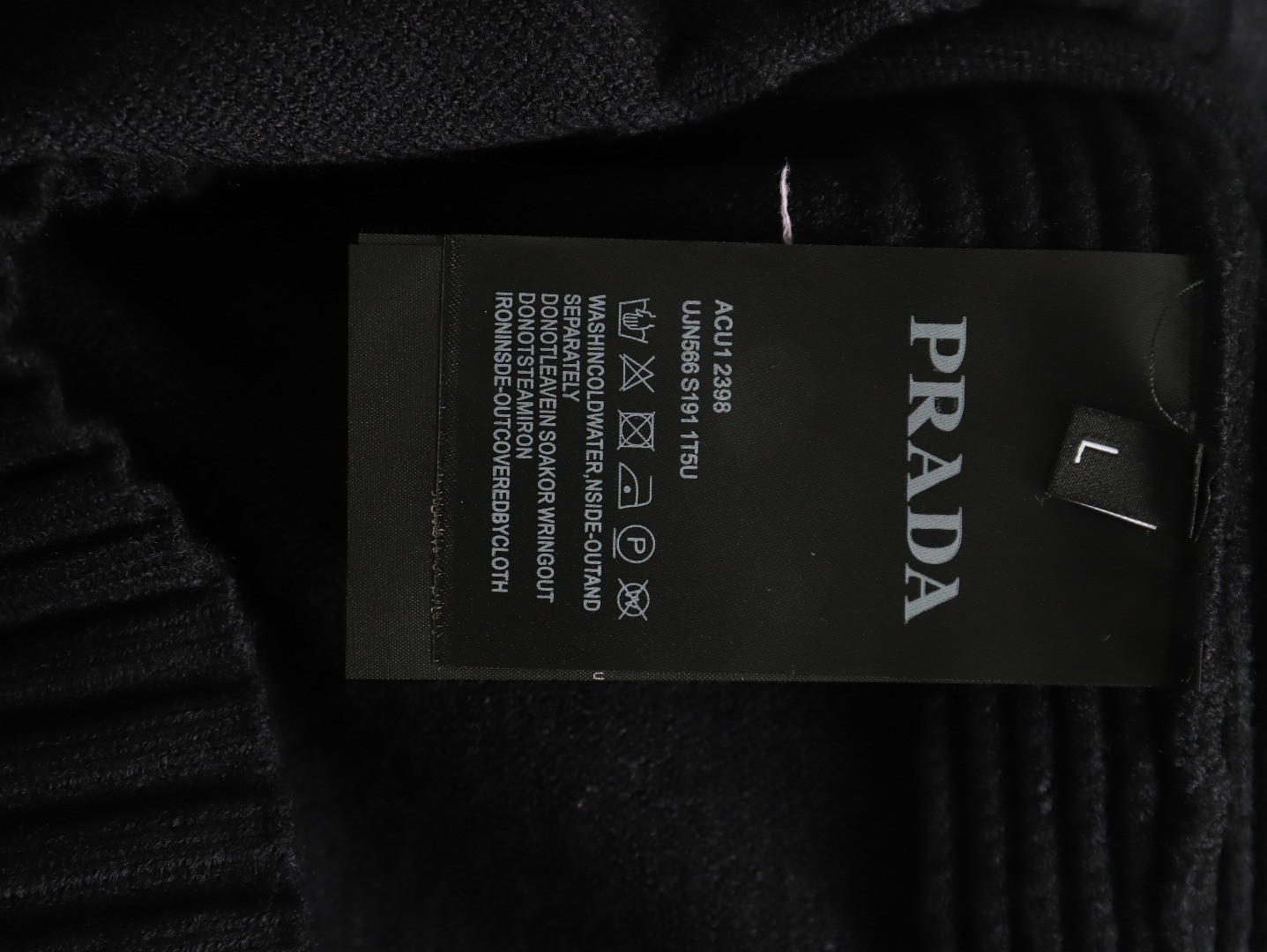 Prada PRD 24FW Knitting Sweaters