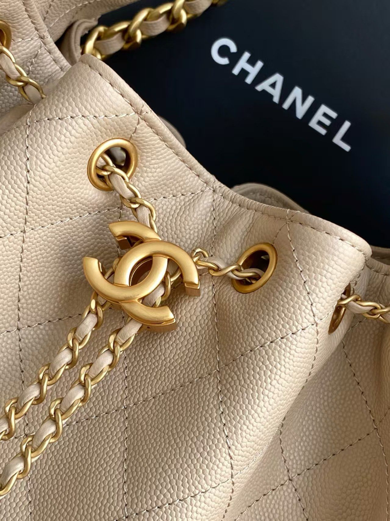 CHANEL 25C Bucket Bag 26x30x14cm
