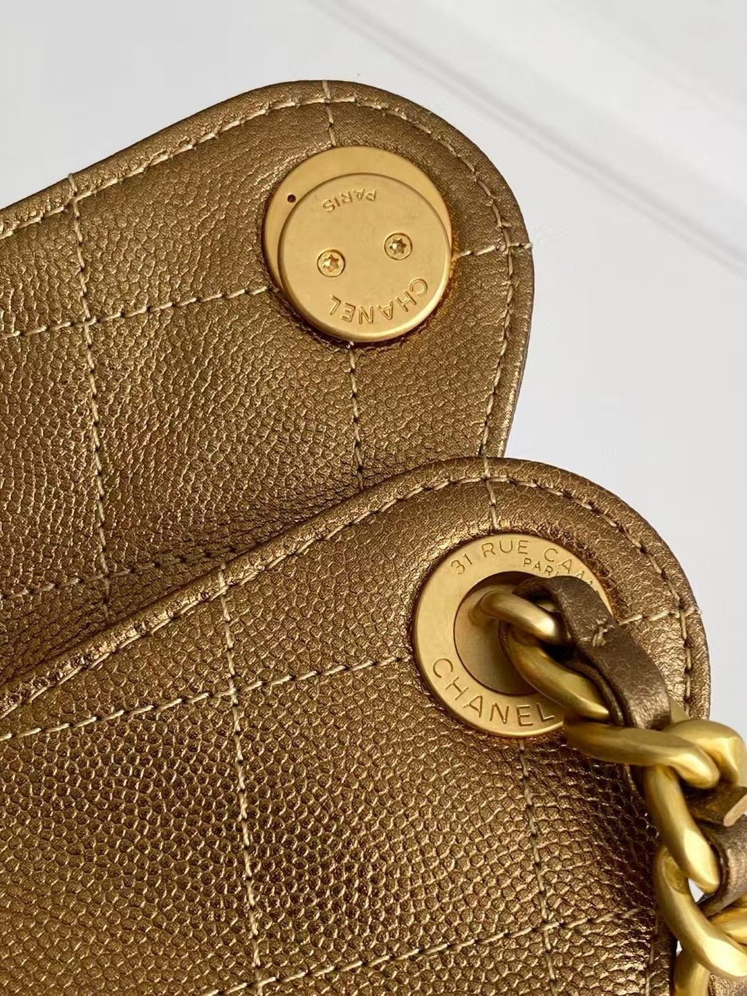 CHANEL 25C Bucket Bag 26x30x14cm