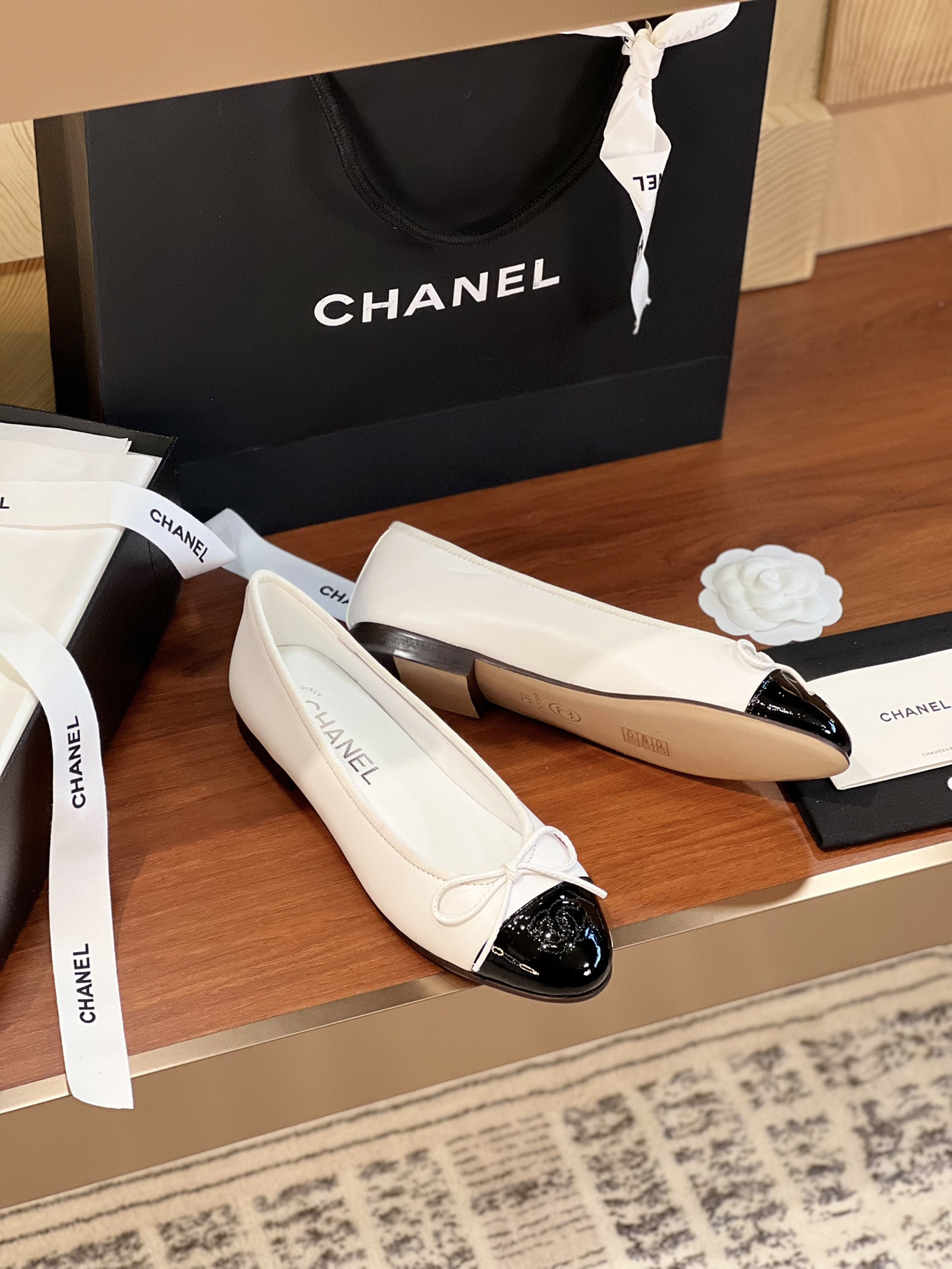 Chanel BALLET FLATS Lambskin & Grosgrain White & Black