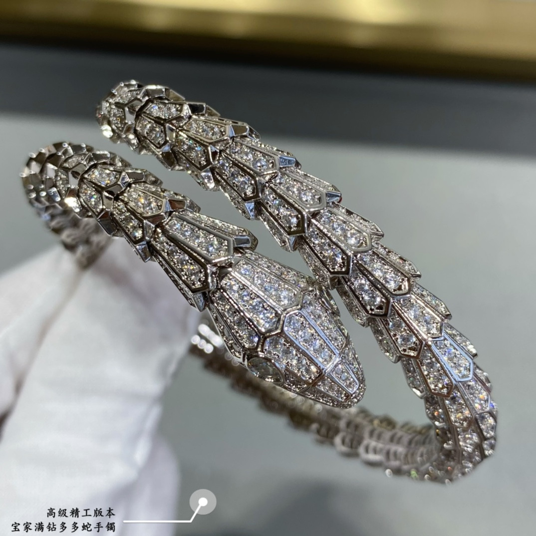 Bvlgari Full of snakes Bracelet