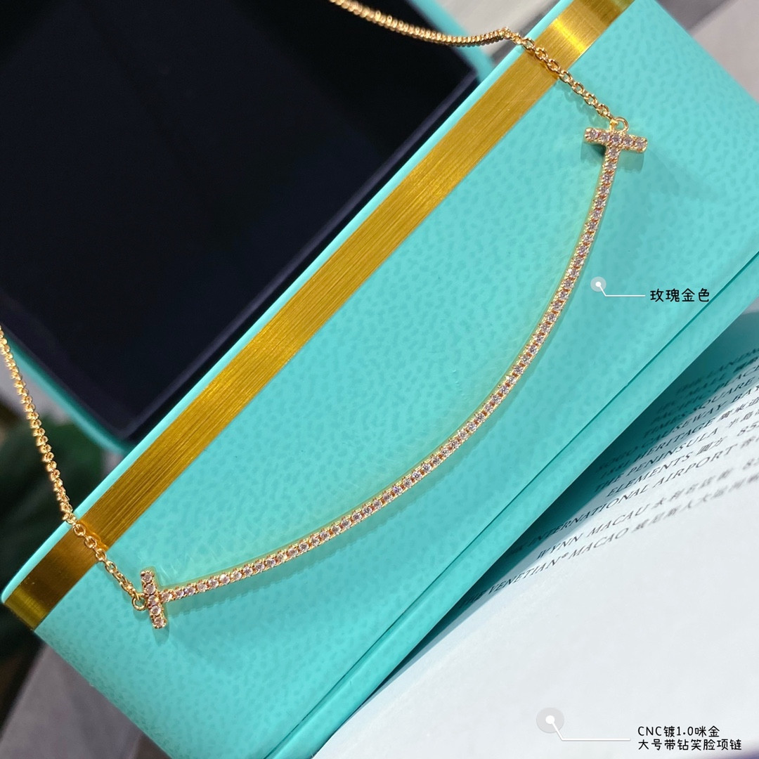 Tiffany & Co. Large Smile With diamond Necklace