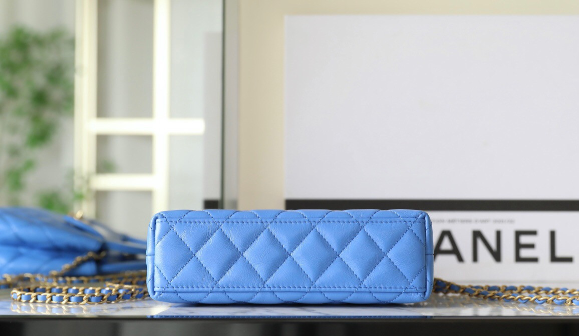 CHANEL 23 Kelly 19X13X7cm