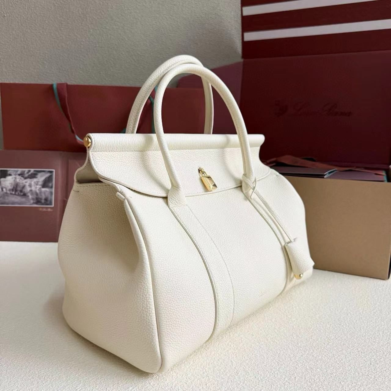 Loro Piana Loom Bag L32 Grained Calfskin 33 x 23 x 18 cm