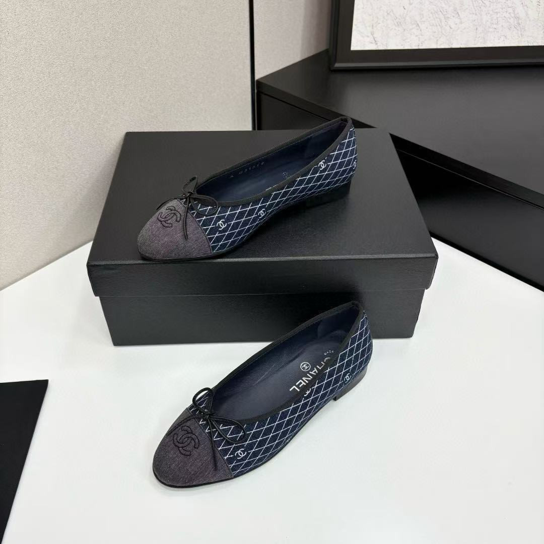 UA CHANEL BALLET FLATS