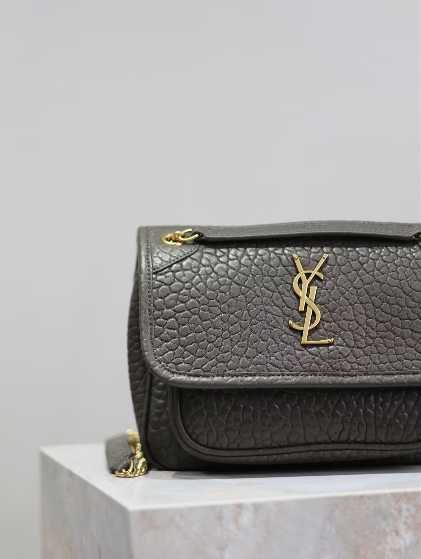 YSL Niki Mini in grained lambskin 828736 12.5x18x5cm