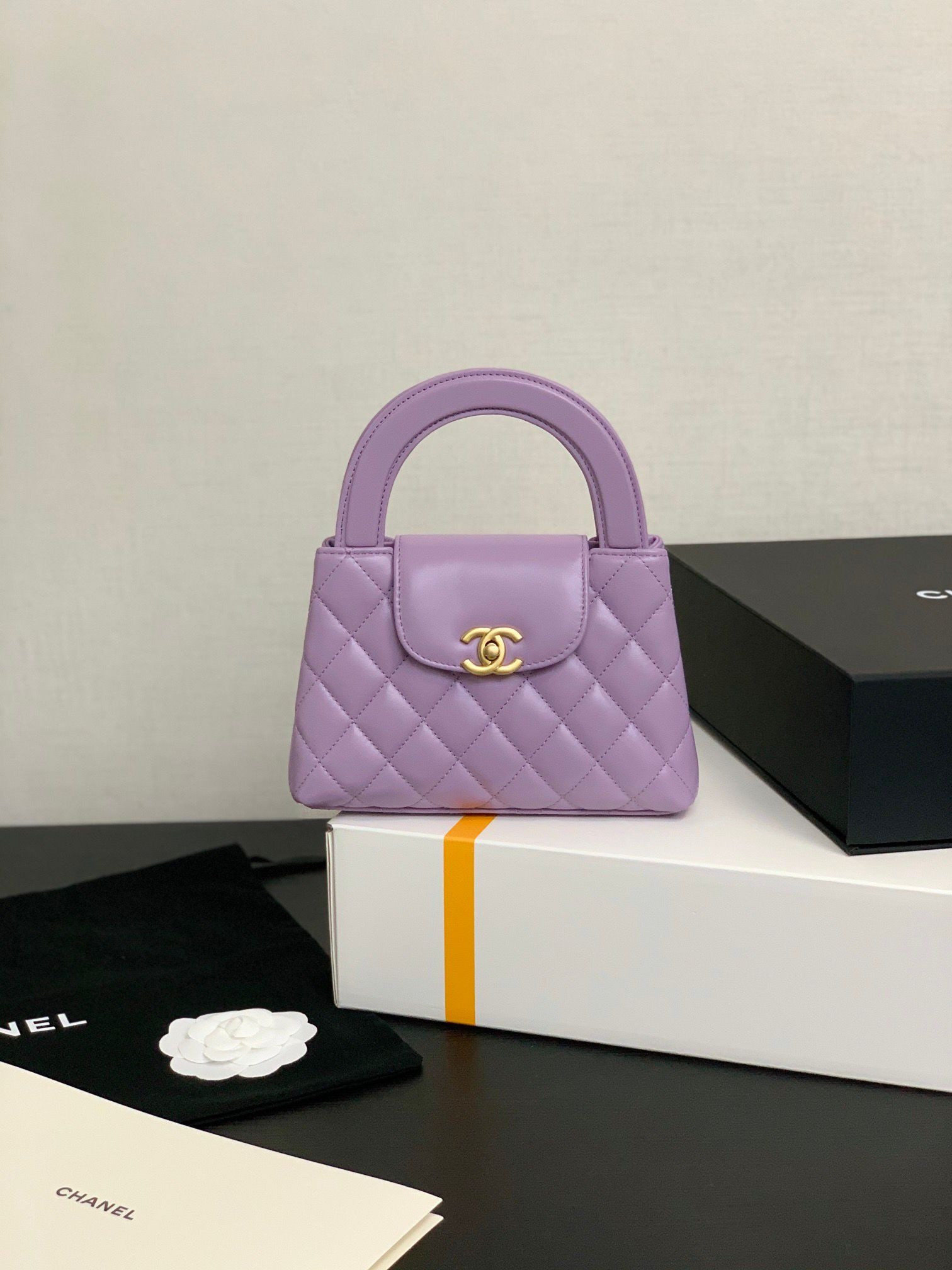 CHANEL 23 Kelly 19X13X7cm