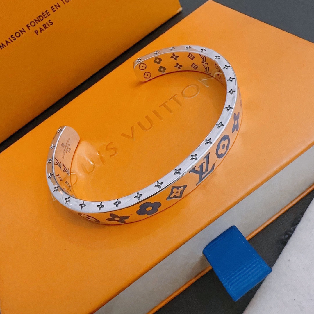 Louis Vuitton Bracelet