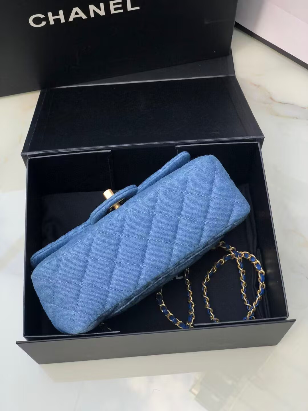 Chanel Denim Quilted Flap Bag 20x13x7cm