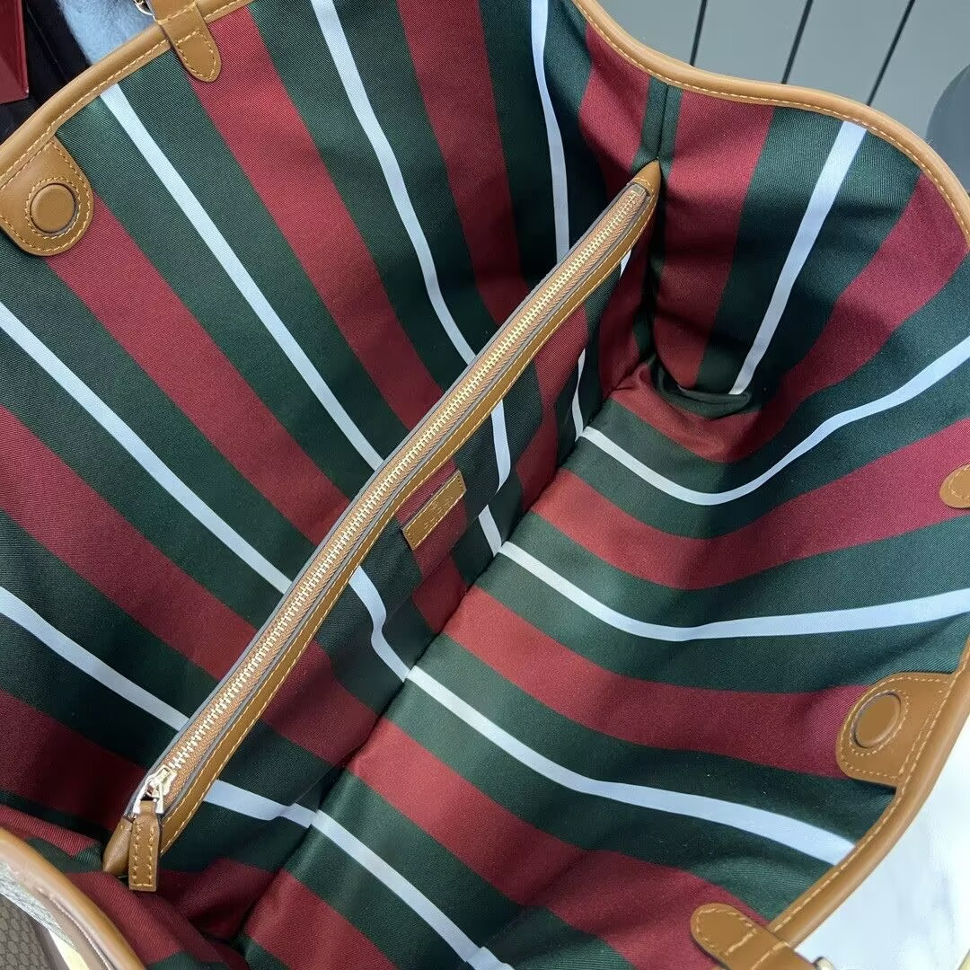 Gucci GG Emblem Maxi Tote Bag 45.5x30x16cm (Without Original Box)
