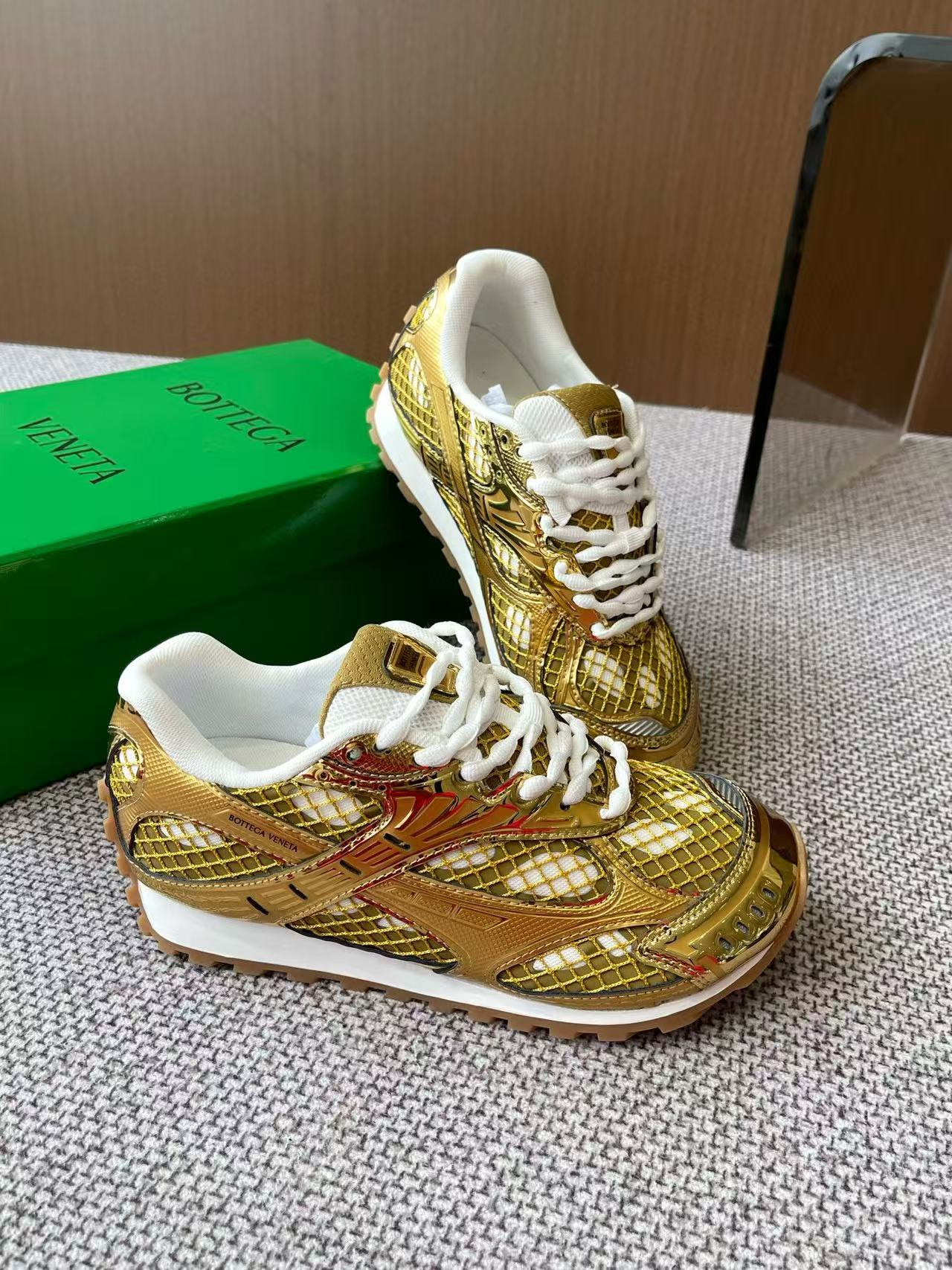 UA Bottega Veneta Orbit Sneaker