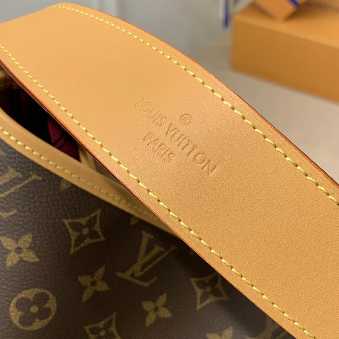 LOUIS VUITTON LV GRACEFUL M50156 42cm