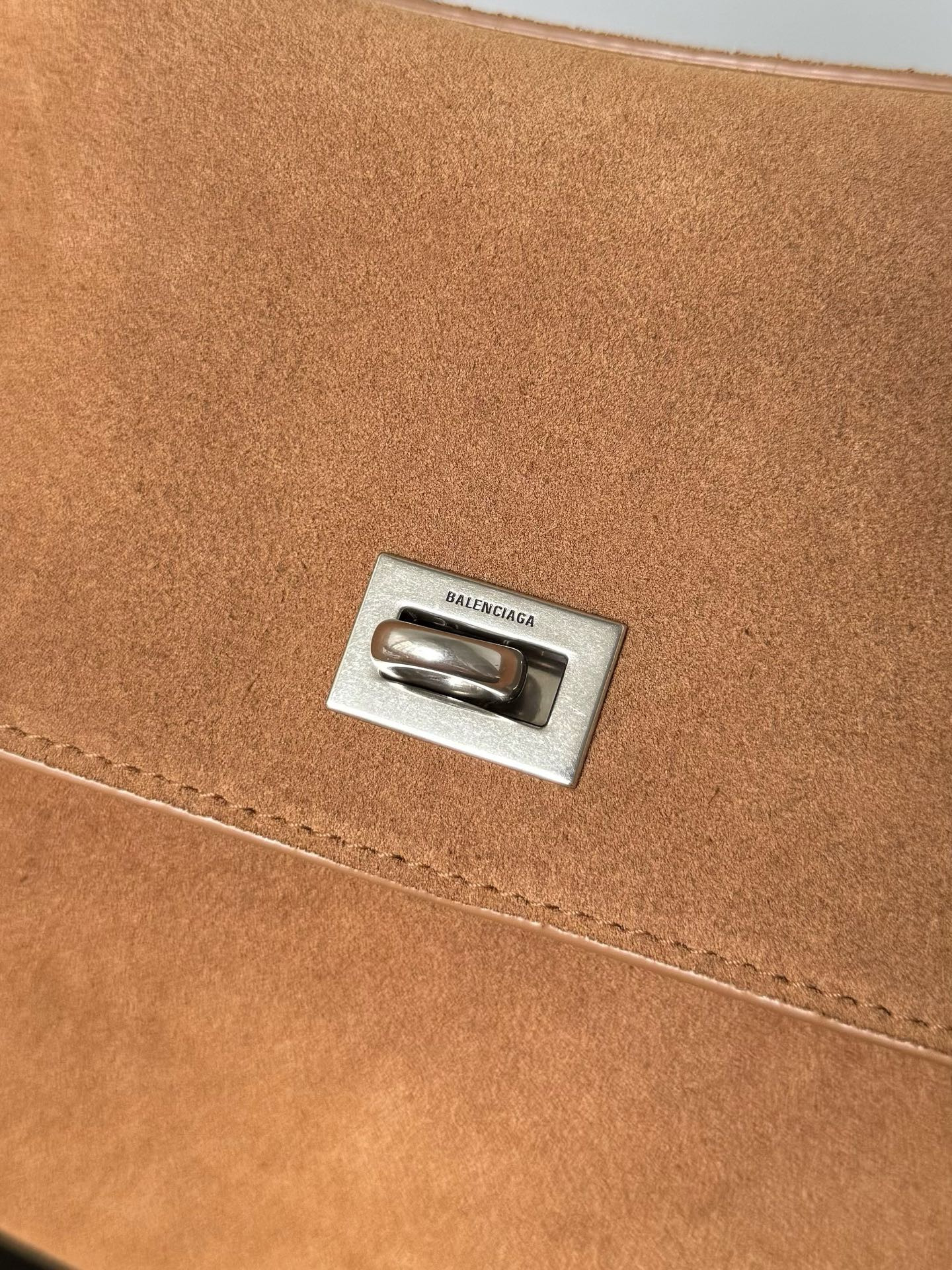 Balenciaga Rodeo Large 39.8x29.9x12.9cm