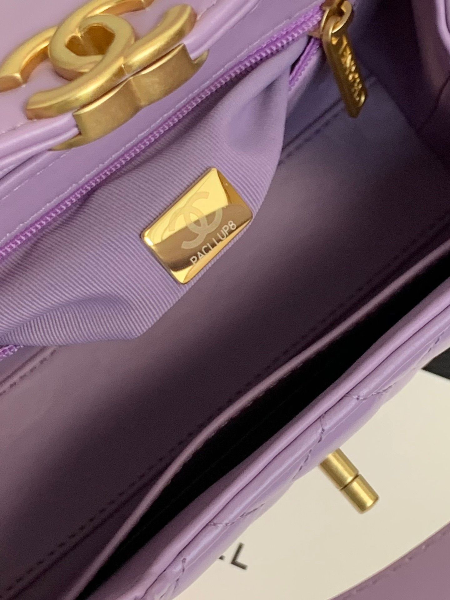 CHANEL 23 Kelly 19X13X7cm