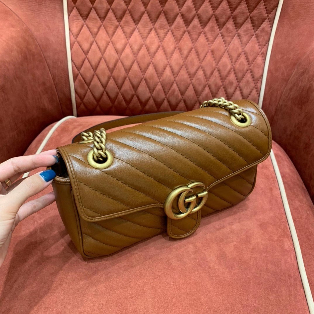 Gucci GG Marmont small matelasse shoulder bag 26cm