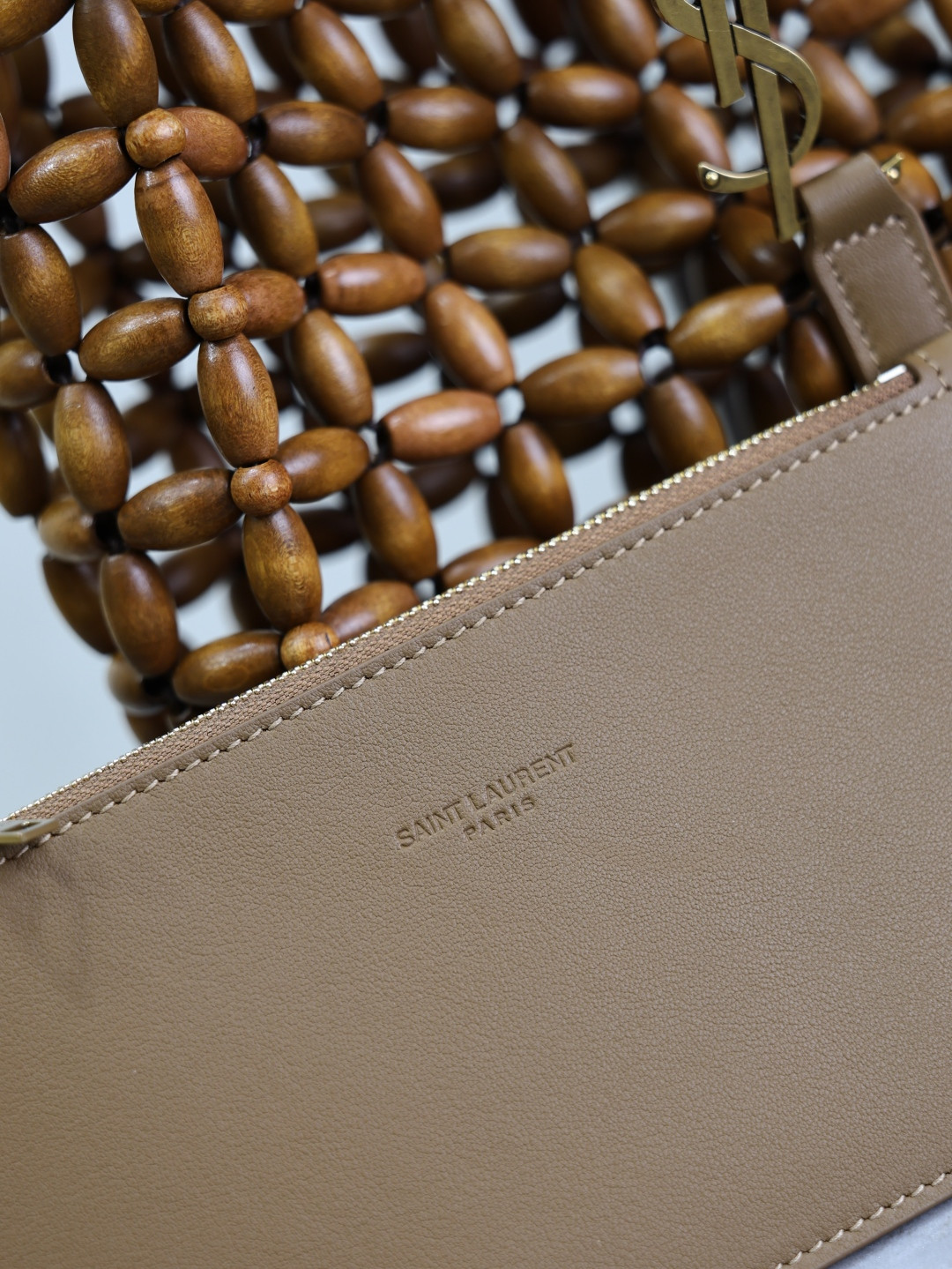 YSL LE 5 à 7 wood beads 23x22x8.5cm