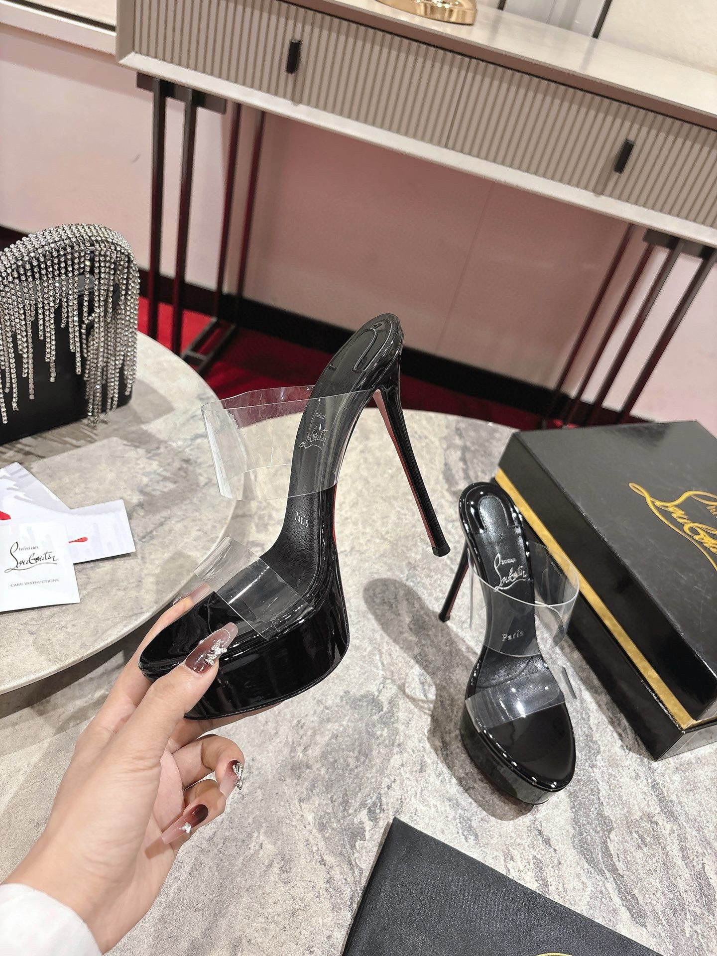 UA Christian Louboutin Just Nothing Alta 150mm