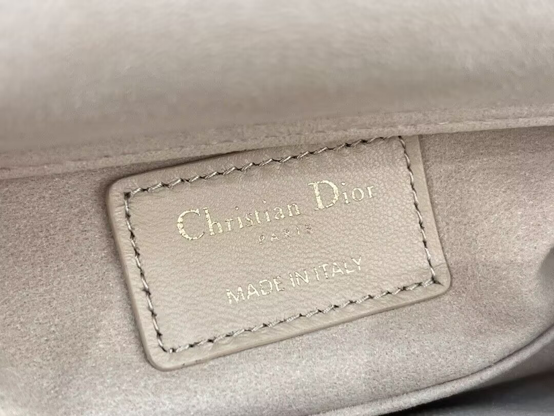 Dior Lady D-Joy Micro Bag 16 x 9 x 5 cm