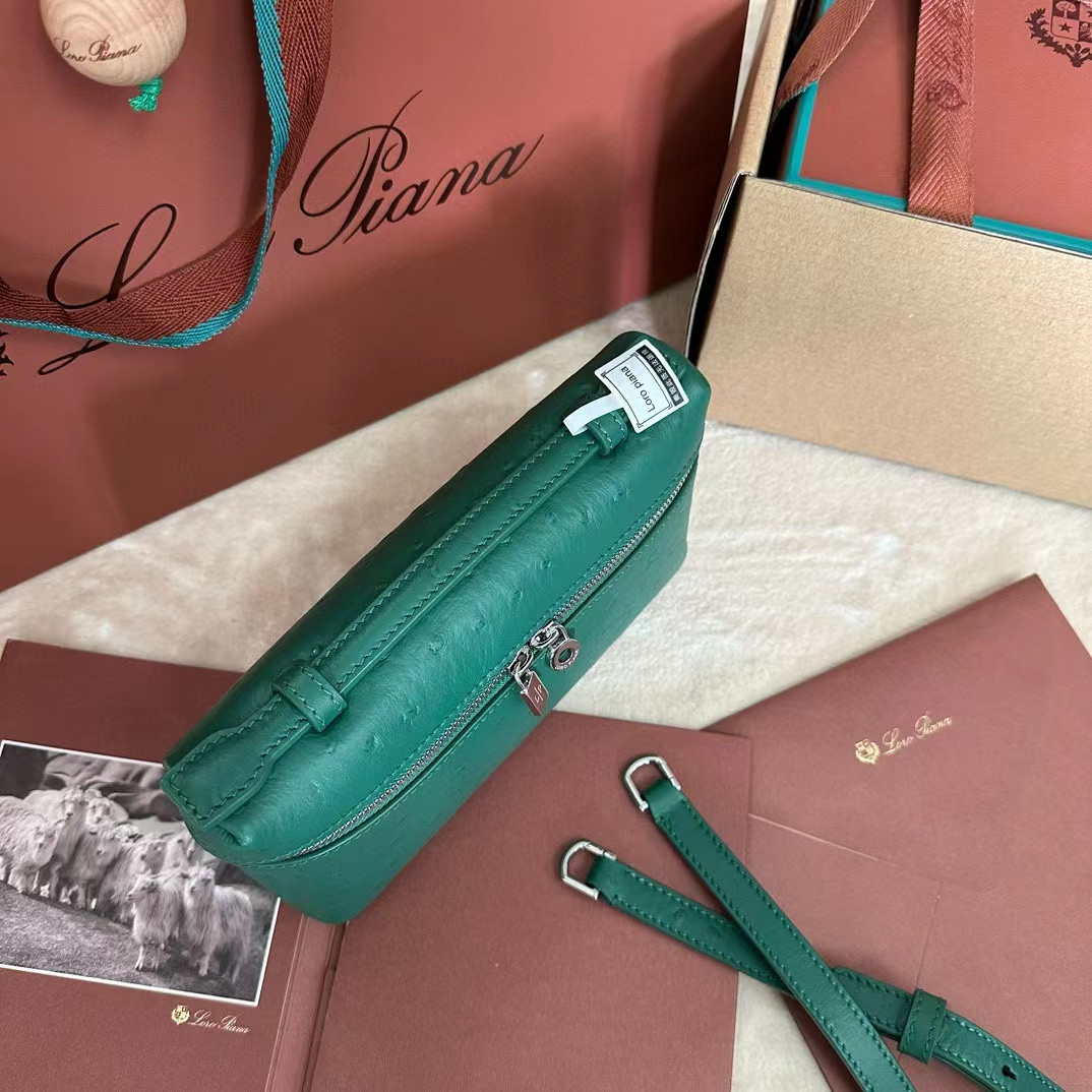 Loro Piana Extra Pocket L19 Ostrich-grained Leather 11x19x6.5cm