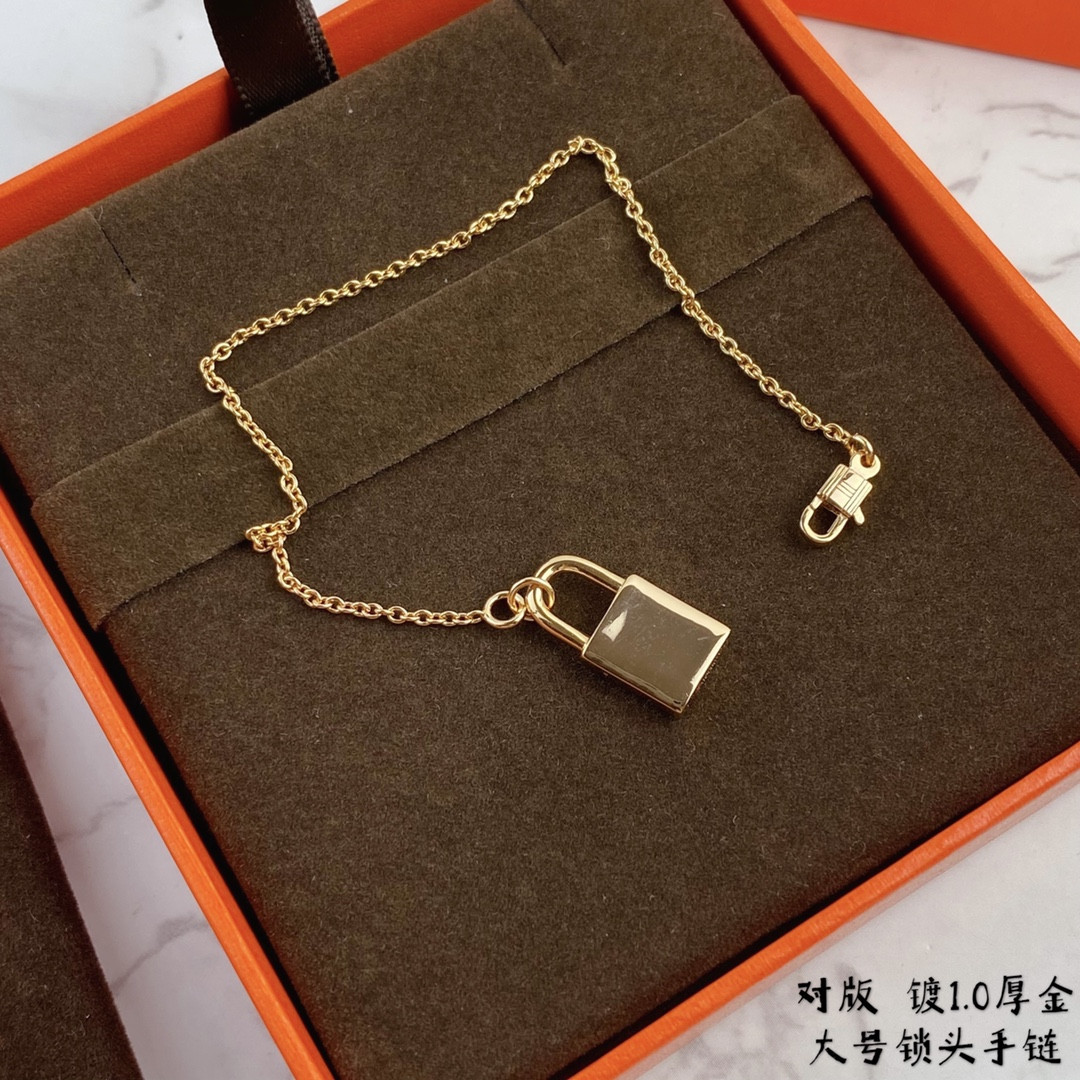 Hermes large padlock Bracelet