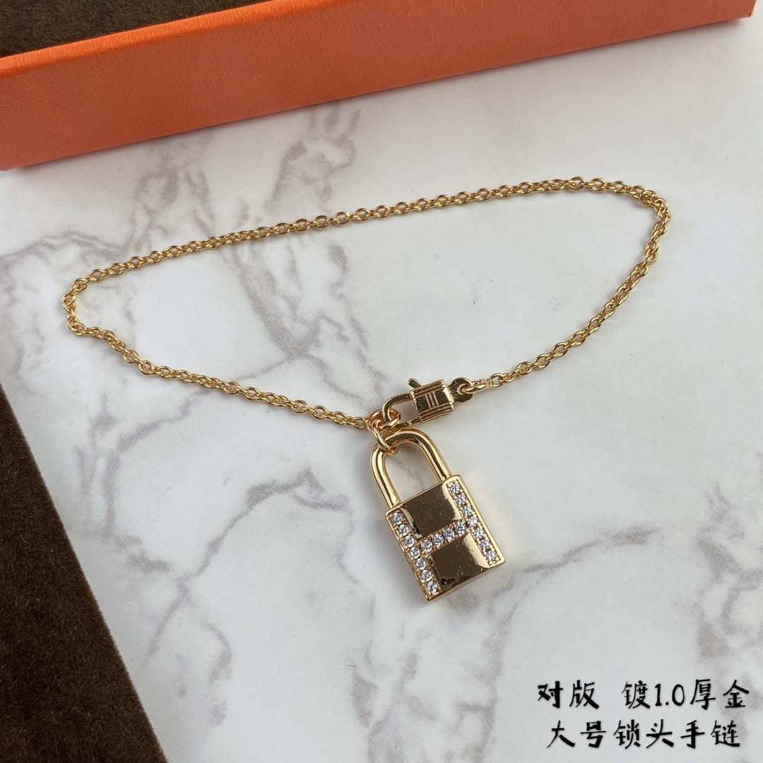 Hermes large padlock Bracelet